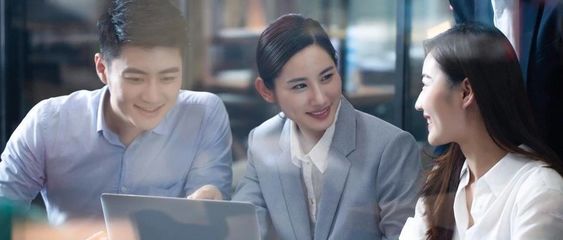 商务礼仪提升 成都商务礼仪培训带来的个人机遇